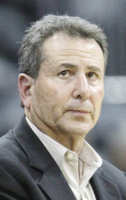 <em>Bruce Levenson, opérateur à la NBA </em>