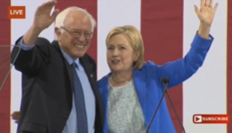Capture vidéo avec Bernie Sanders et Hillary Clinton à Portsmouth dans le New Hamshire le 12 juillet 2016