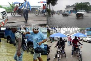 Douala en temps de pluie – KalaraNet.com – Août 2016