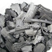 Le charbon de est de bois est une industrie embryonnaire au Cameroun